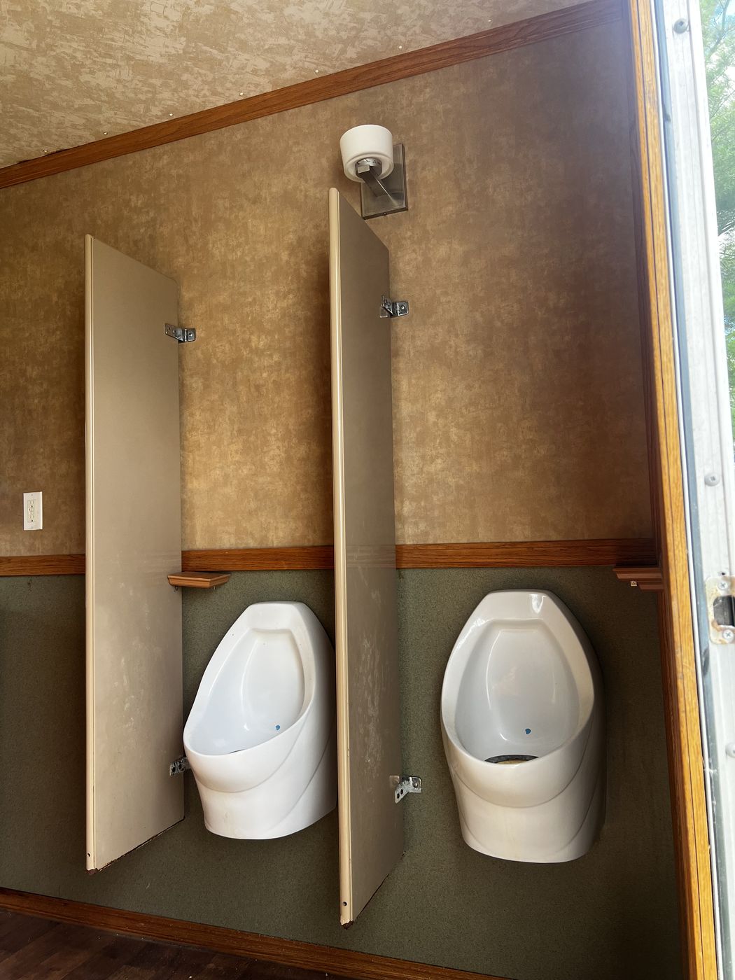 Men's suite interior